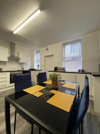 Communal Kitchen Diner