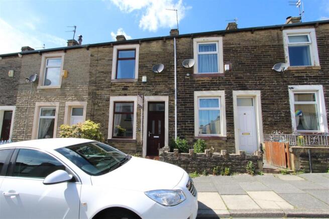 11 Oak Street