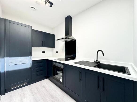 WhatsApp Image 2025-06-20 at 18.11.23 (4).jpeg