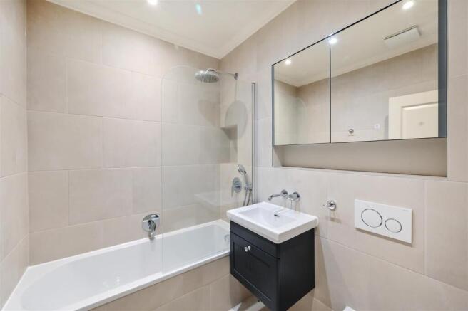 1-64-Queensway (6).JPG