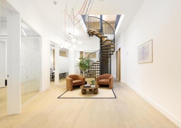 Reception of G & 1st Floor Unit