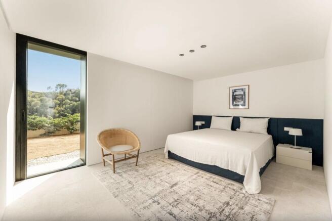 Screenshot 2025-10-0