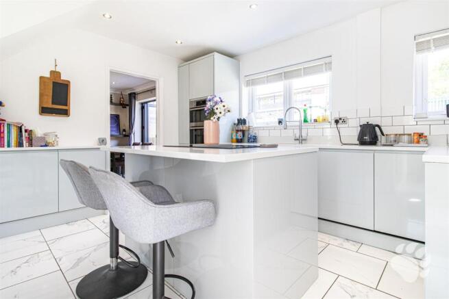 Kitchen/Breakfast Room