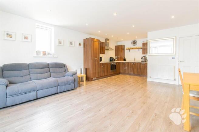 Living Room / Kitchen / Diner