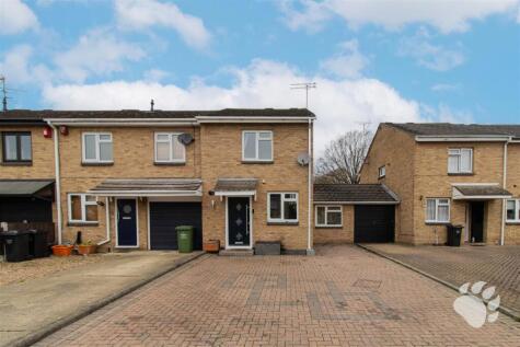 Queens Road, Steeple View, SS15