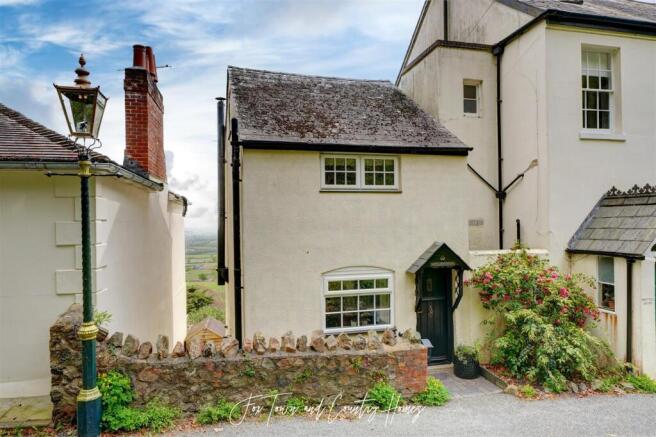 Martell Mount Cottage (2).jpg