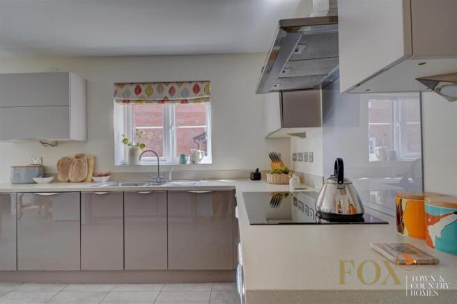 21 Wessex Grove (22).jpg