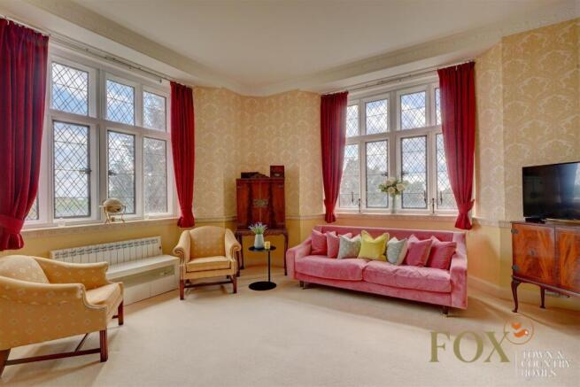 8 Westwoood House (26).jpg