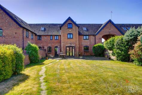 Holt Castle Barns, Holt Heath, Worcester, WR6