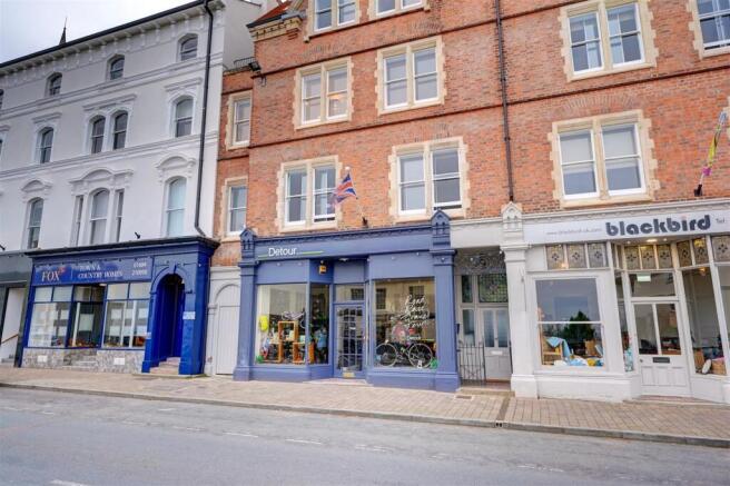 41a Worcester Rd (25