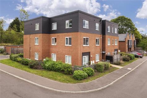 Litho House, Caxton Close, Edenbridge, TN8