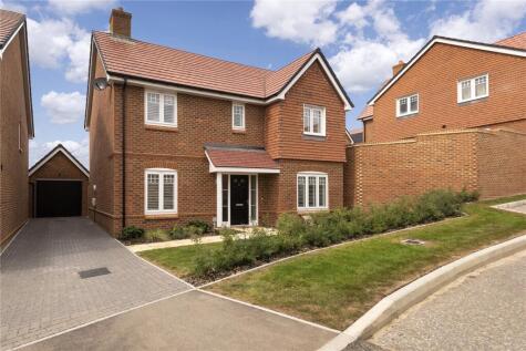 Clark Close, Edenbridge, Kent, TN8