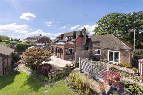 Fairmead, Main Road, Edenbridge, Kent, TN8