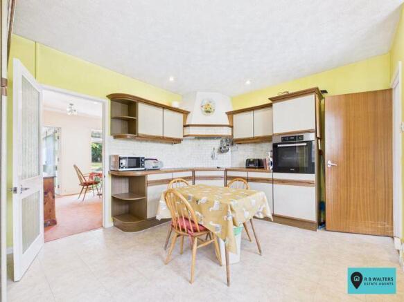 Kitchen/Breakfast Room