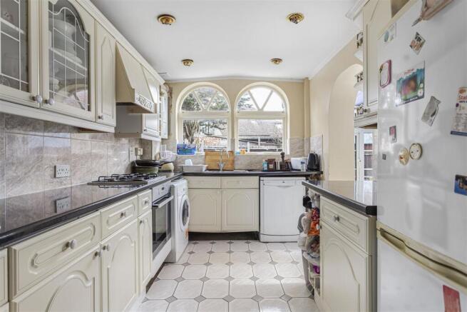 Kitchen Ashford Crescent.JPG