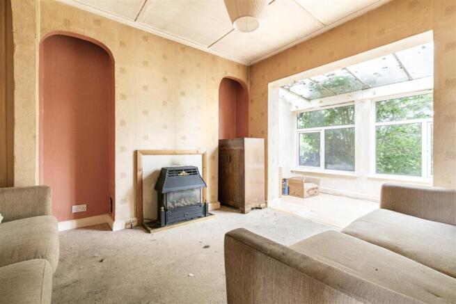 Parkfield Road Living2.JPG