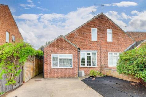 Oakfield Road, Stapleford, Nottinghamshire, NG9 8FF
