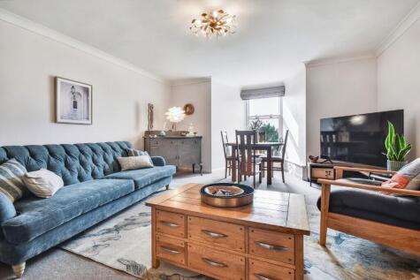 Barrhill Road, Inverclyde, Gourock, PA19