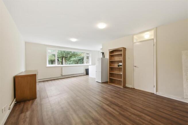 Flat 2, Orchard Court, 4 Victoria Rise, London  -
