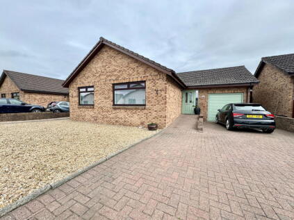 Shierlaw Gardens, Airth, Falkirk, FK2 8RB