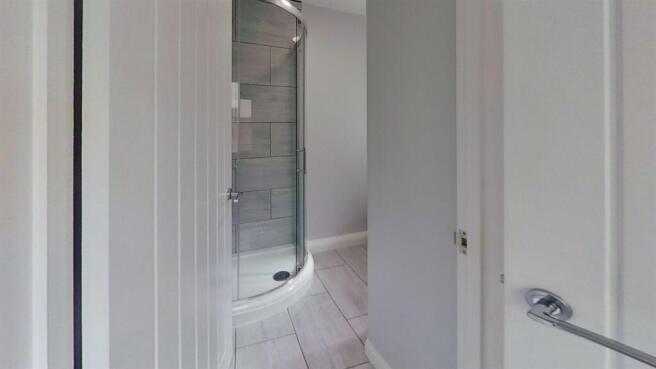 16a-Baileys-Road-Bathroom.jpg