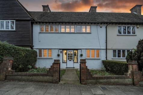 Well Hall Road, London, SE9