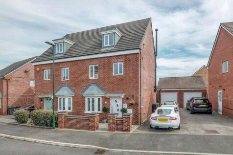 Berry Maud Lane, Shirley, B90