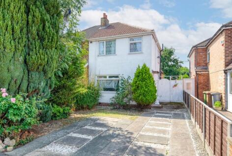 Chamberlain Crescent, Shirley, B90