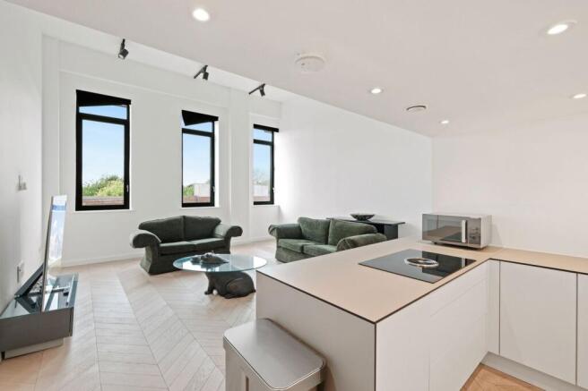 Kitchen / Lounge / Diner