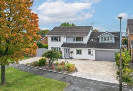 Gainsborough Crescent, Knowle, B93