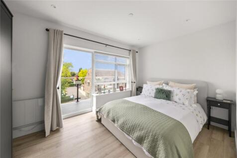 Pembroke Road, Ruislip, HA4