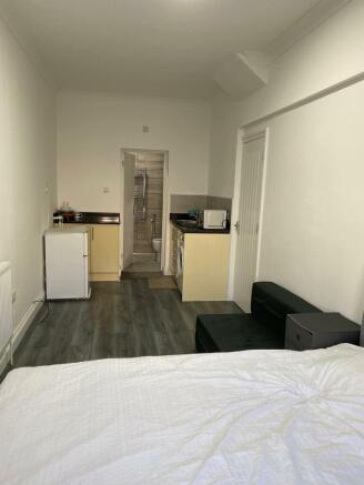 Studio Flat