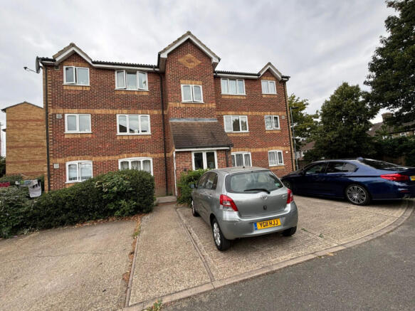 1 bedroom flat to rent Greenslade Road, Barking I