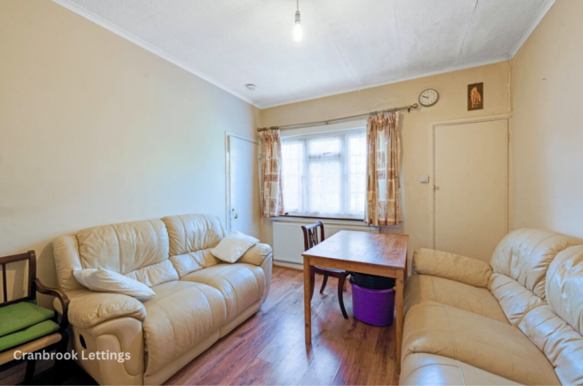 Three bedroom Terraced house for sale Hill Road,