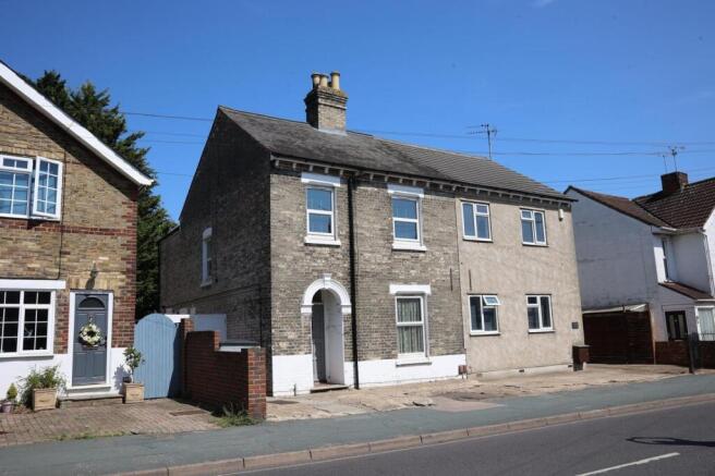 130 & 132M Front4.jpg