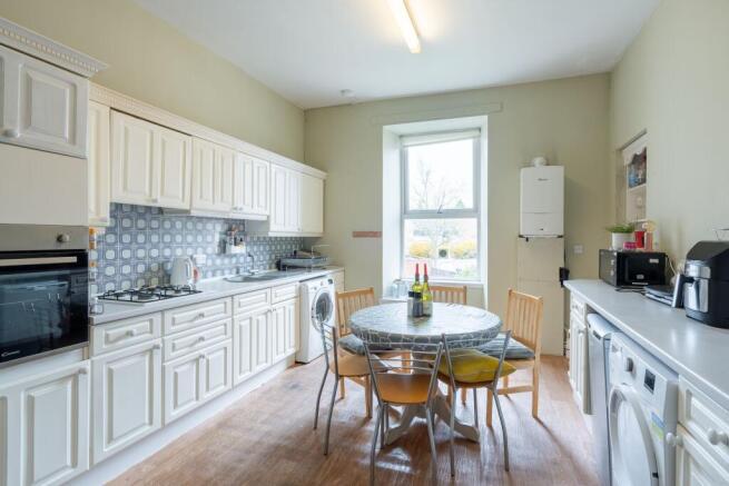 Kitchen/Dining