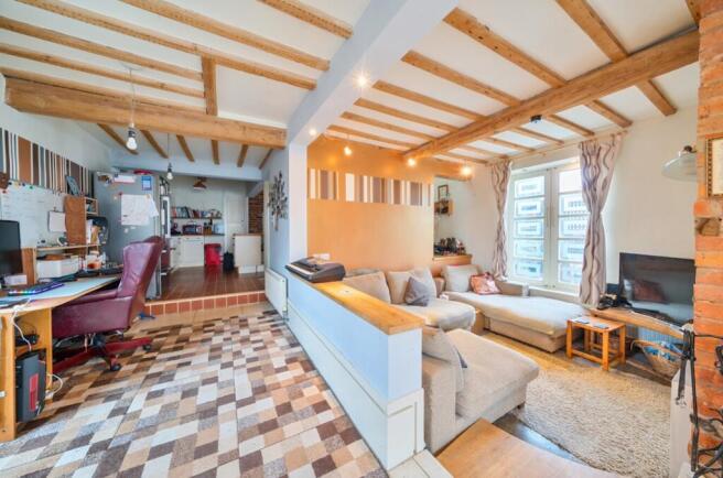 1403316-36-6978aa9a70630-ARW-1