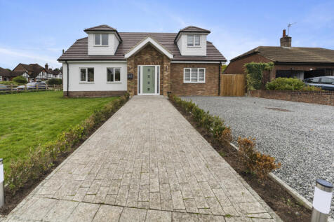 2 Pear Tree Lane, Loose, Maidstone, Kent, ME15 9QY