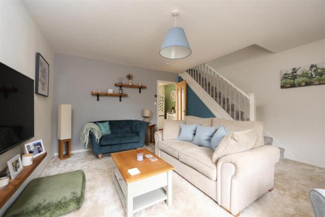 36 Roberston Drive 15.JPG