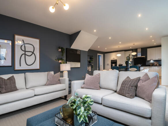 Redrow - The Arley - Family