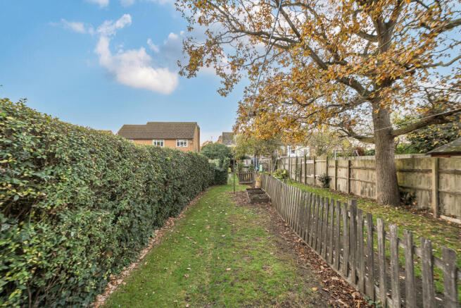 1375239-18-690cd53b82fea