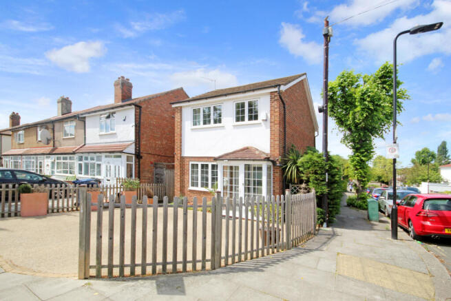 Empire Road, Perivale, Middlesex UB6