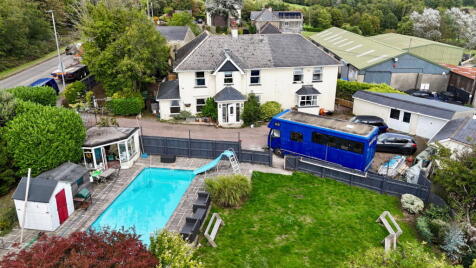 Totnes Road, Ipplepen, Newton Abbot, TQ12 5TN