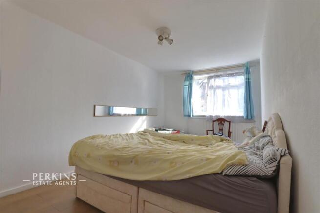 BED 1.jpg