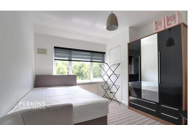 BED 2.jpg