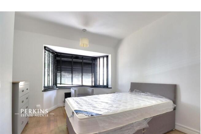 BED 3.jpg