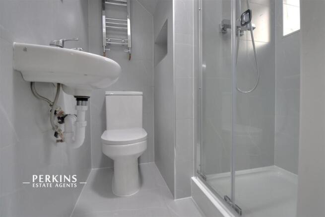 ensuite 1.jpg