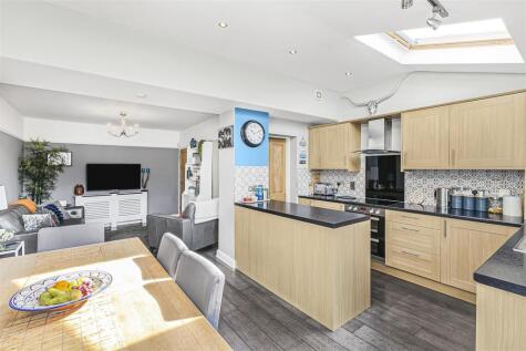 Sunbury Road, Cheam, Sutton