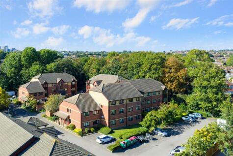 Rossignol Gardens, Carshalton