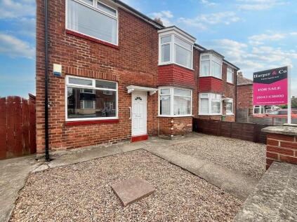 Ground Floor Flat, Belmont Avenue, Wolviston Court, Billingham, TS22 5HF